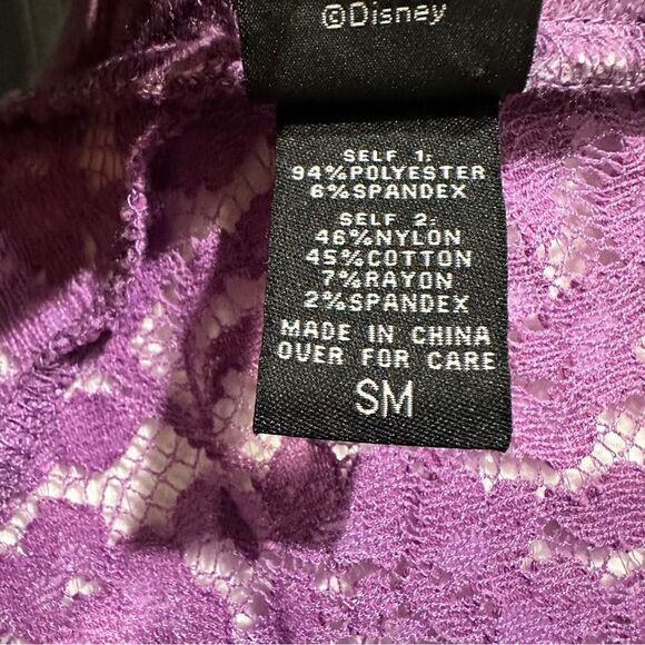 Disney Tangled Purple Flyaway Cardigan Size S/M - Picture 13 of 13